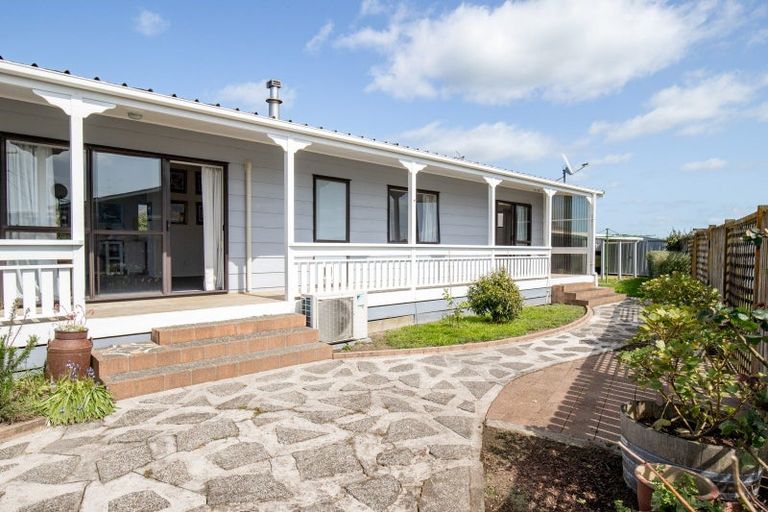 Photo of property in 59 Pipiroa Road, Ngatea, 3503