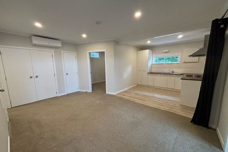 Photo of property in 41 Elliston Crescent, Stanmore Bay, Whangaparaoa, 0932