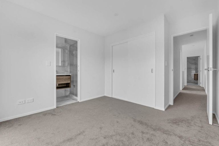 Photo of property in 99a Mahia Road, Wattle Downs, Auckland, 2103