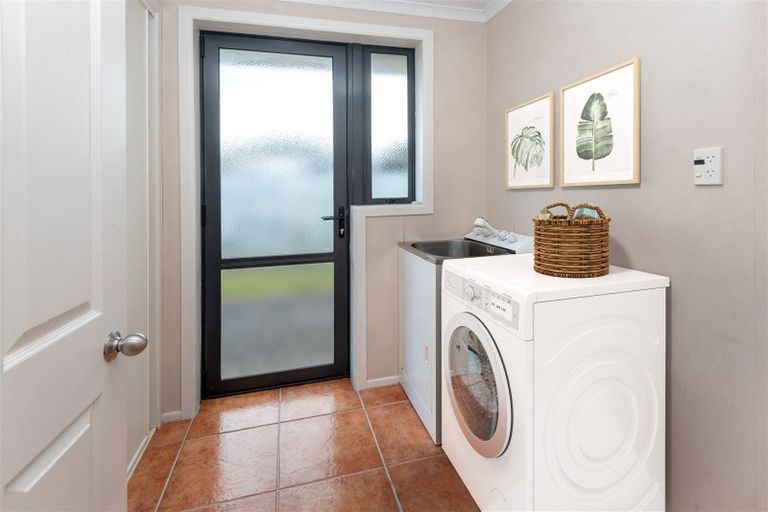 Photo of property in 96 Redcastle Drive, East Tamaki, Auckland, 2013