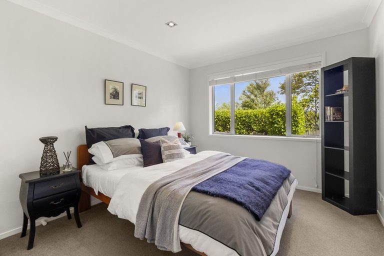 Photo of property in 89a Beach Haven Road, Beach Haven, Auckland, 0626