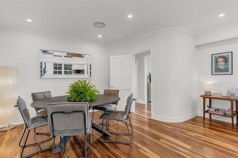 Photo of property in 24 Norman Road, Hauraki, Auckland, 0622