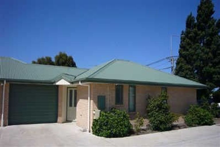 Photo of property in 12/295 Pages Road, Wainoni, Christchurch, 8061
