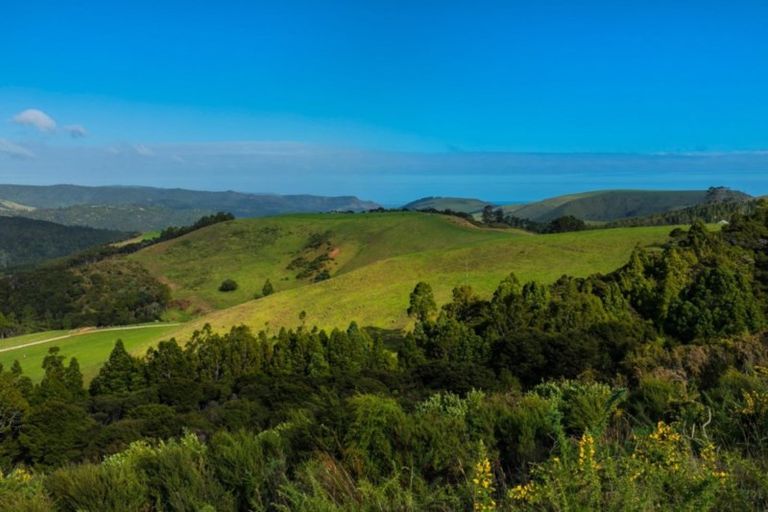 Photo of property in 109 Constable Road, Muriwai, Waimauku, 0881