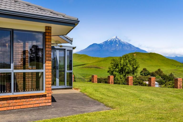 Photo of property in 801 Bird Road, Pukengahu, Stratford, 4393