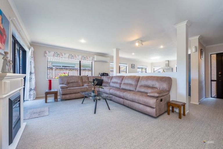 Photo of property in 4 Fraser Colman Grove, Wainuiomata, Lower Hutt, 5014