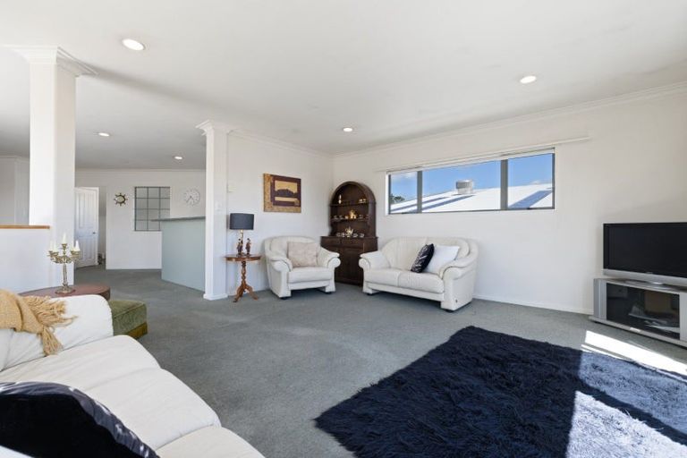 Photo of property in 409b Devonport Road, Tauranga South, Tauranga, 3112