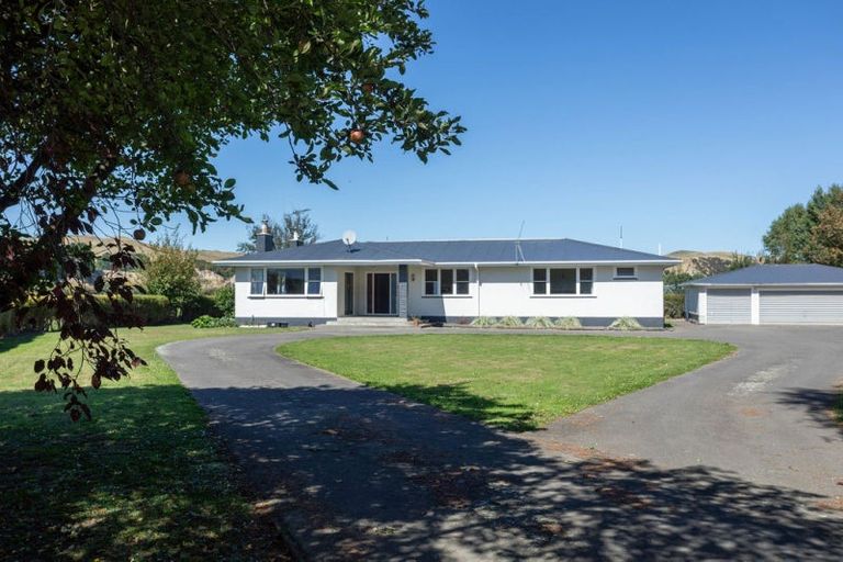 Photo of property in 423 Oringi Road, Dannevirke, 4972