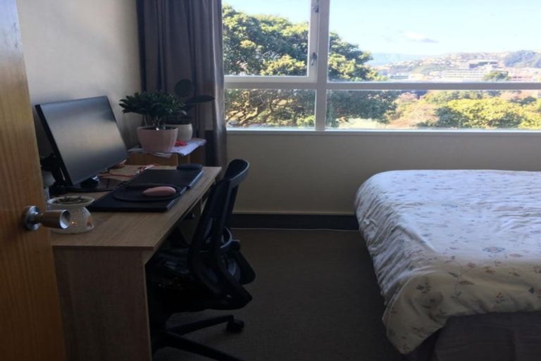 Photo of property in 4/15 Upper Lewisville Terrace, Thorndon, Wellington, 6011