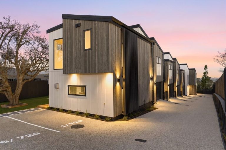 Photo of property in 1/720 Highgate, Maori Hill, Dunedin, 9010