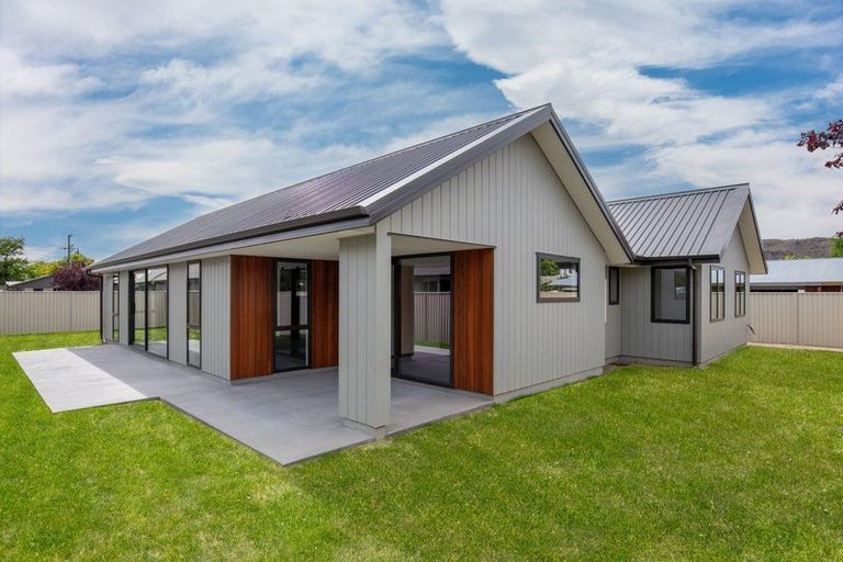 Photo of property in 16 Bantry Street, Alexandra, 9320