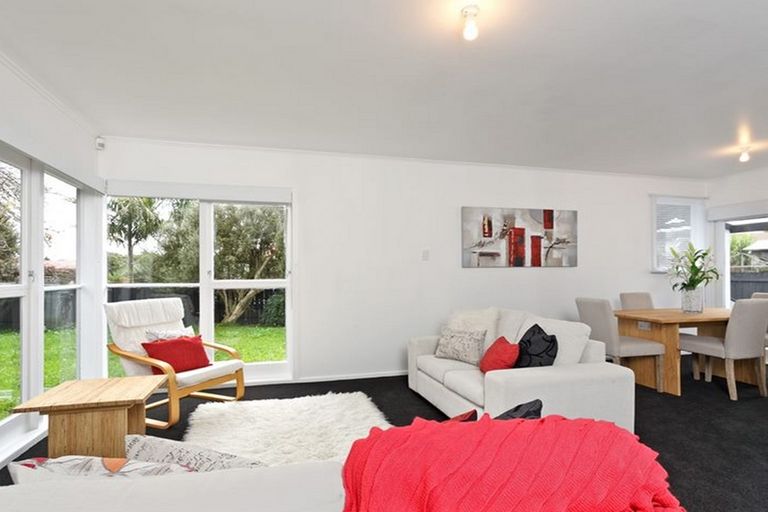 Photo of property in 45 Cargill Street, Papakura, 2110