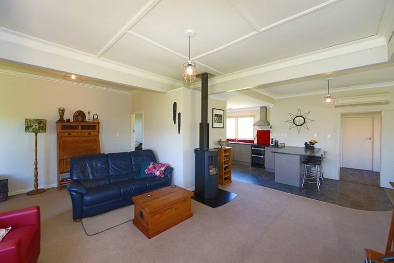 Photo of property in 30 Kawera Road, Pukehamoamoa, Hastings, 4179