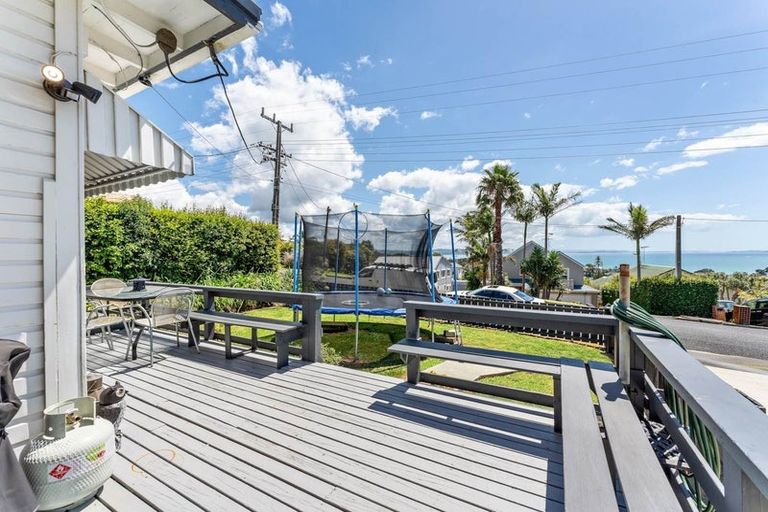Photo of property in 11 Totara Road, Stanmore Bay, Whangaparaoa, 0932