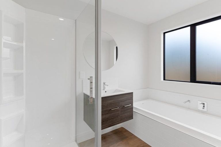 Photo of property in 1/205 Wainoni Road, Avondale, Christchurch, 8061