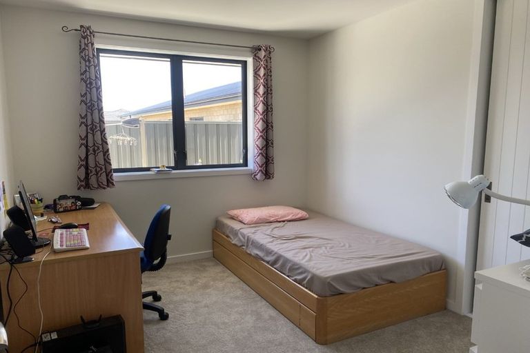 Photo of property in 7 Benmore Place, Poraiti, Napier, 4112