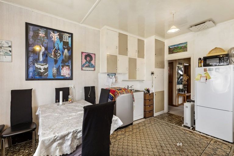 Photo of property in 4 Tirangi Road, Moera, Lower Hutt, 5010