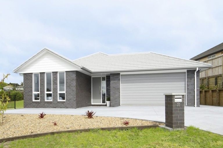 Photo of property in 370 One Tree Point Road, One Tree Point, 0118