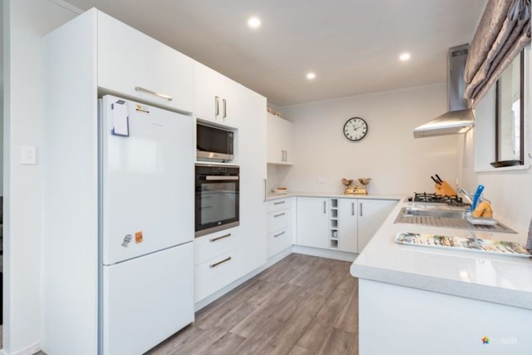 Photo of property in 1/22 Henry Street, Ebdentown, Upper Hutt, 5018