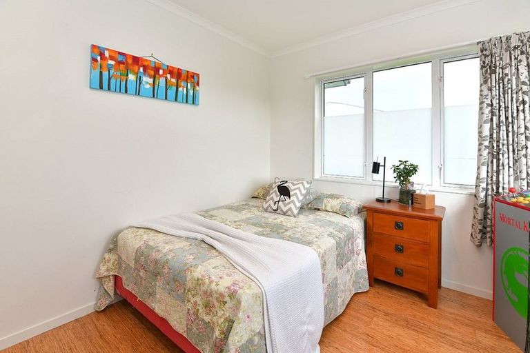 Photo of property in 17a Rapson Road, Kaukapakapa, 0871