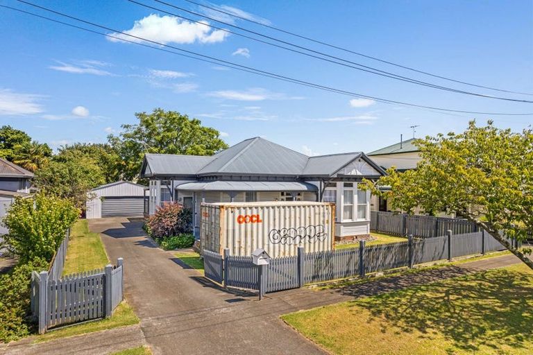 Photo of property in 11 Hurworth Place, College Estate, Whanganui, 4500