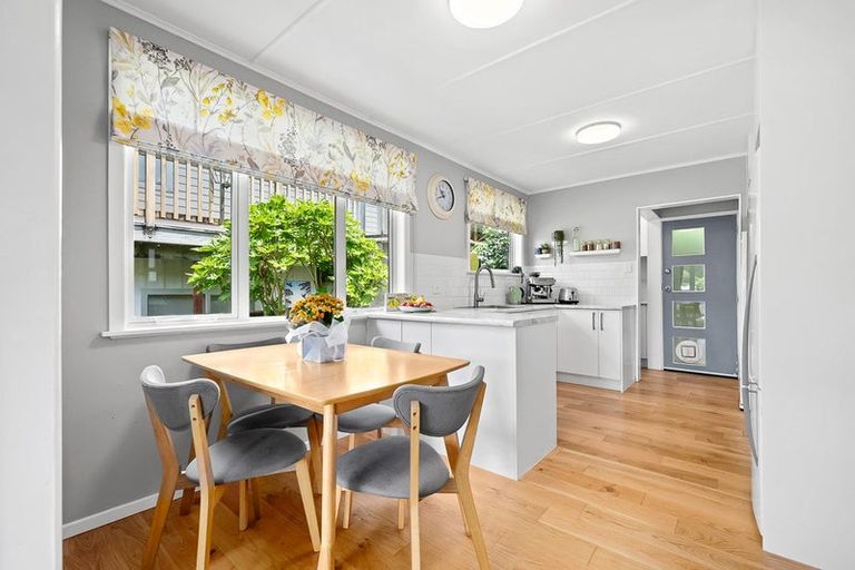 Photo of property in 67 Bird Grove, Stokes Valley, Lower Hutt, 5019