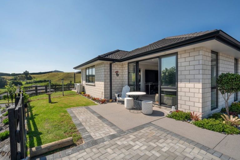 Photo of property in 1 Matariki View, Welcome Bay, Tauranga, 3112