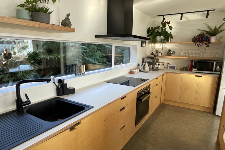 Photo of property in 2/2a Rhodes Street, Parkside, 7910