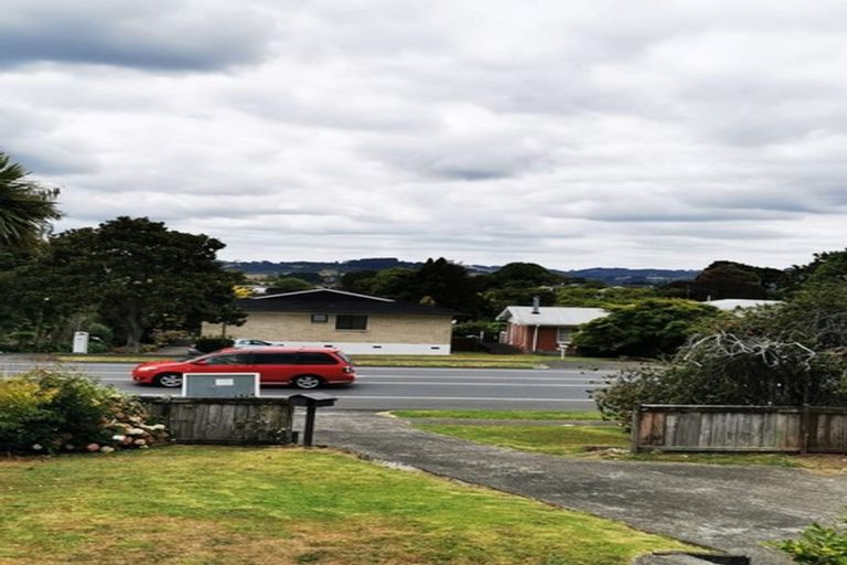 Photo of property in 1/415 Great South Road, Opaheke, Papakura, 2113