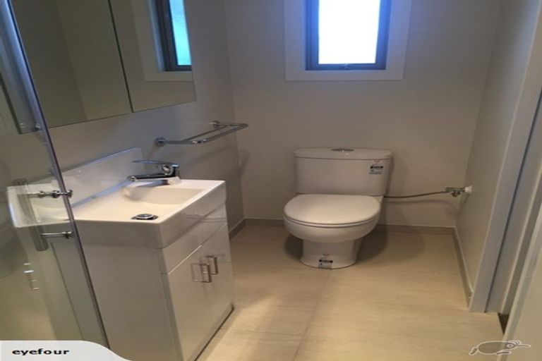 Photo of property in 6a Tonga Place, Riccarton, Christchurch, 8041