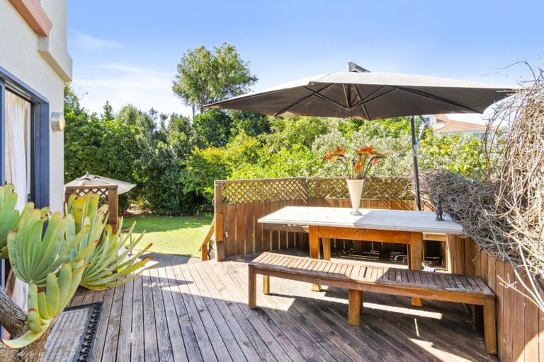 Photo of property in 1185 Papamoa Beach Road, Papamoa Beach, Papamoa, 3118