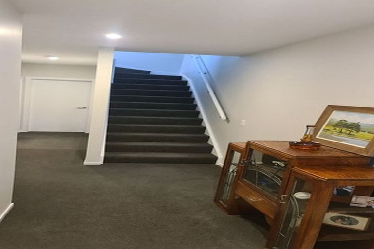 Photo of property in 16 Kopua Place, Whitby, Porirua, 5024