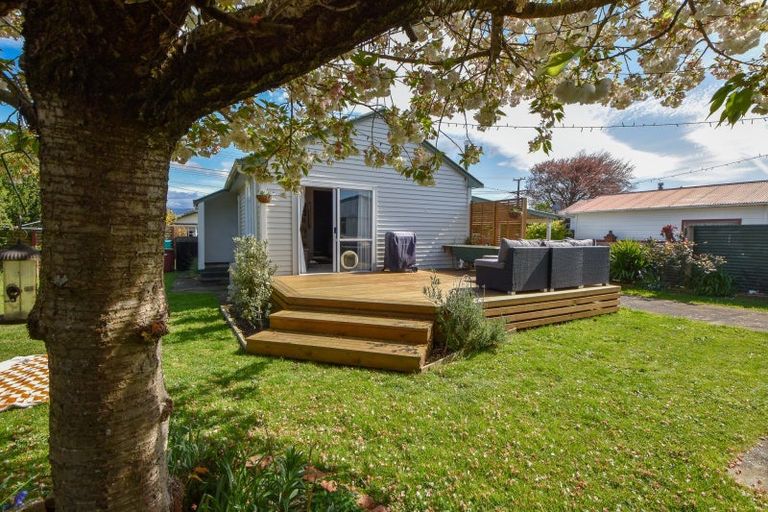 Photo of property in 33 Wyndham Street, Carterton, 5713