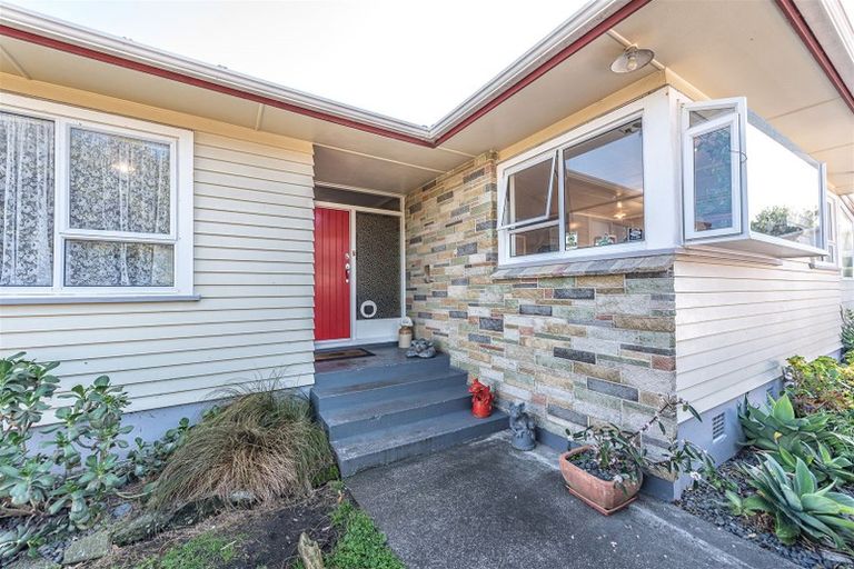 Photo of property in 202 Puriri Street, Castlecliff, Whanganui, 4501