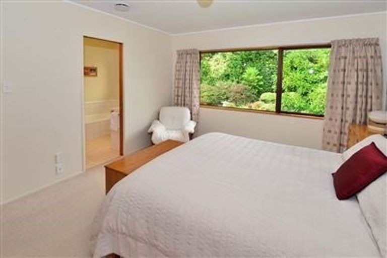 Photo of property in 1/32 Riverside Road, Orewa, 0931