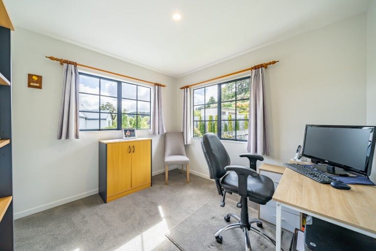 Photo of property in 24 Mccarthy Grove, Clouston Park, Upper Hutt, 5018