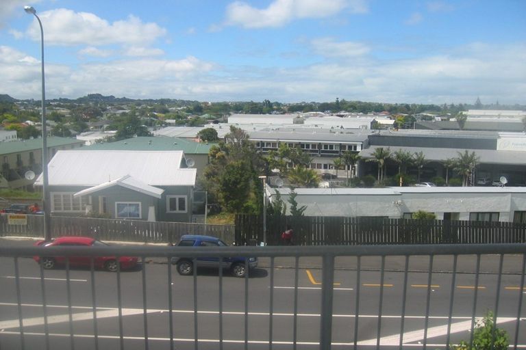 Photo of property in 15/2 Western Springs Road, Morningside, Auckland, 1021