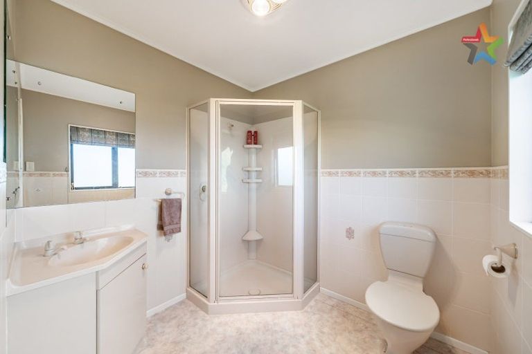 Photo of property in 18 Crestview Grove, Belmont, Lower Hutt, 5010