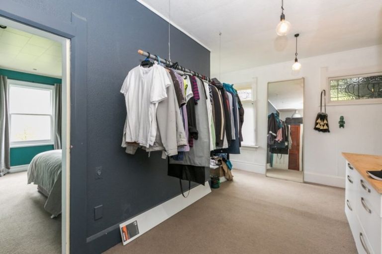 Photo of property in 21 Sealy Road, Bluff Hill, Napier, 4110