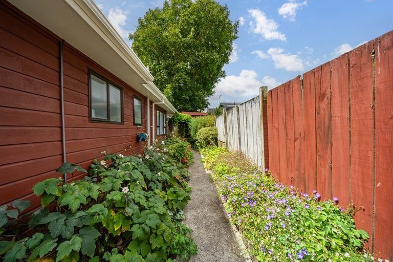 Photo of property in 4/28 Logan Street, Ebdentown, Upper Hutt, 5018