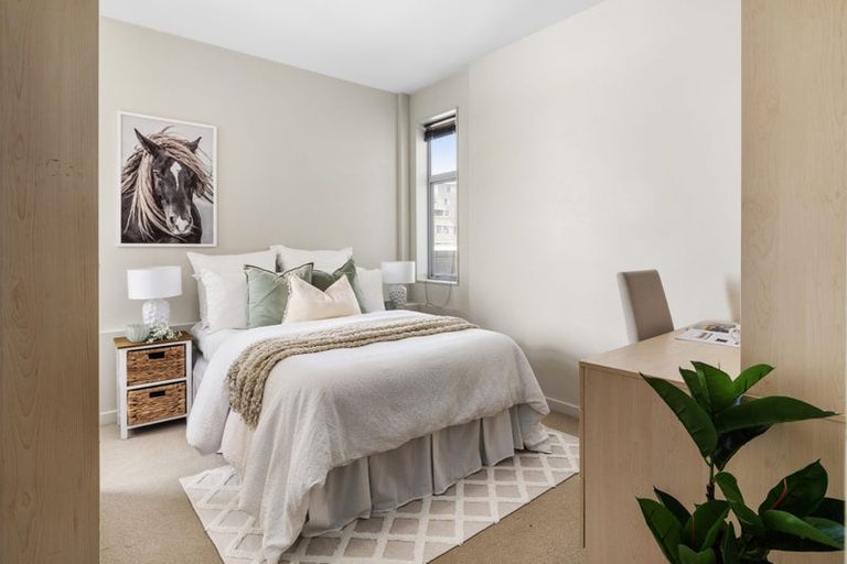 Photo of property in City Lodge, 402/115 Vivian Street, Te Aro, Wellington, 6011