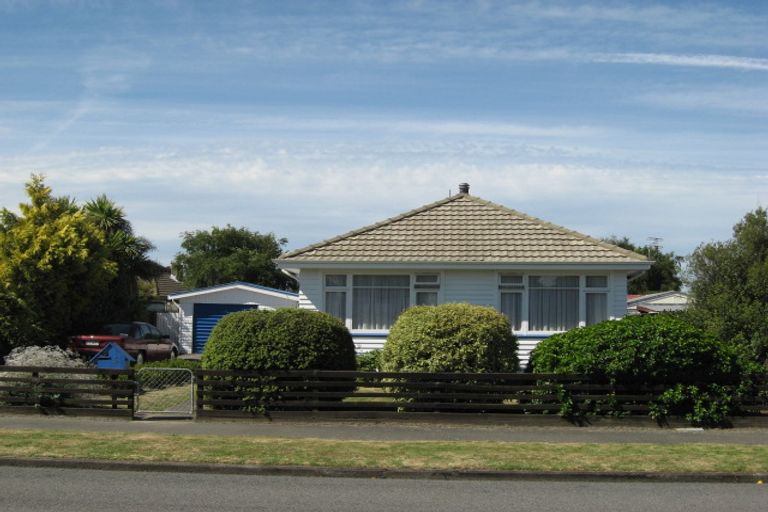 Photo of property in 6 Logie Place, Bromley, Christchurch, 8062