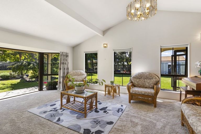 Photo of property in 2 Coleraine Street, Cromwell, 9310