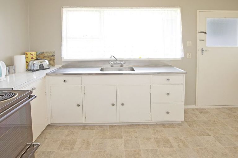 Photo of property in 110 Hastings Street, Halcombe, Feilding, 4779