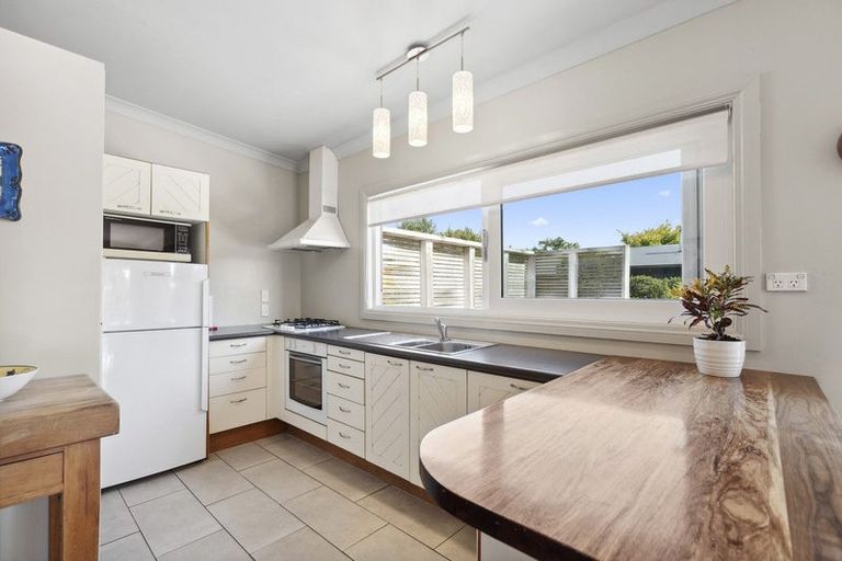 Photo of property in 9 French Street, Martinborough, 5711