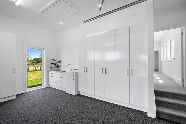 Photo of property in 13 Trotting Course Drive, Kumeu, 0891