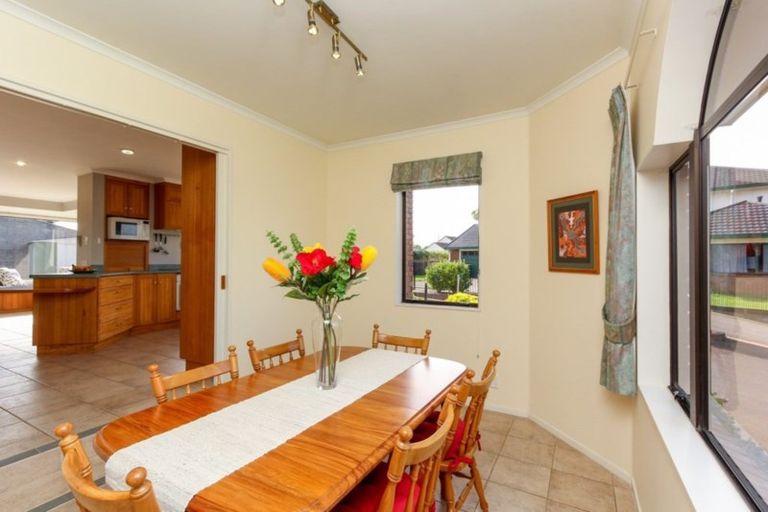 Photo of property in 7 Sandel Rise, Merrilands, New Plymouth, 4312