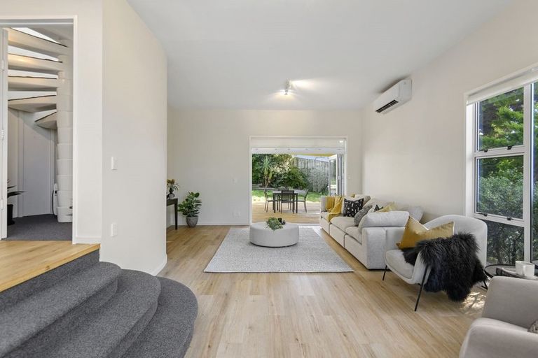 Photo of property in 9b Kinsey Terrace, Clifton, Christchurch, 8081