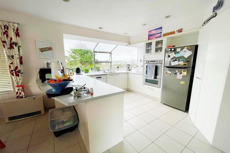 Photo of property in 1/109 Churchill Road, Murrays Bay, Auckland, 0630