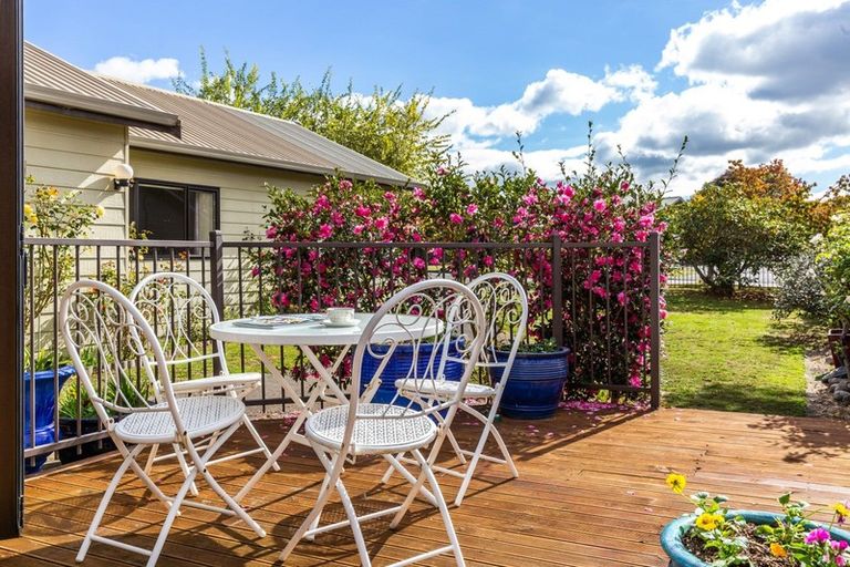 Photo of property in 33 Lakewood Drive, Nukuhau, Taupo, 3330